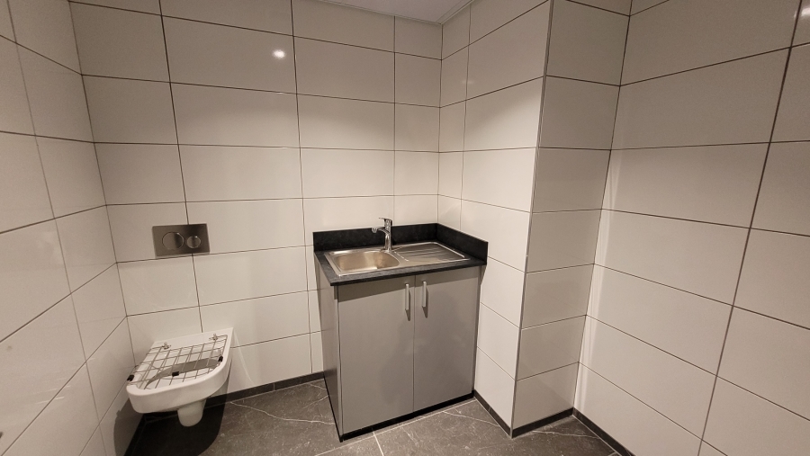 To Let commercial Property for Rent in Blackheath Industrial Western Cape